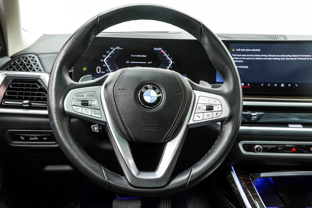 Used 2026 BMW X7 xDrive40i AWD/4WD image 25