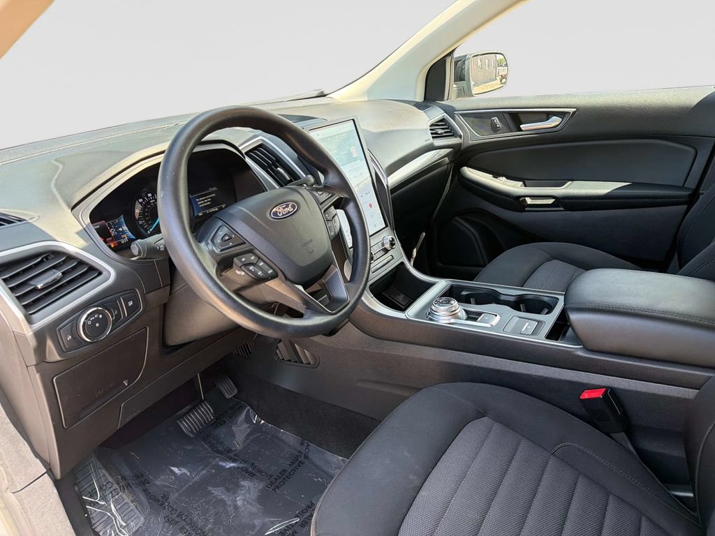 Used 2022 Ford Edge SE w/ Black Appearance Package AWD/4WD image 21