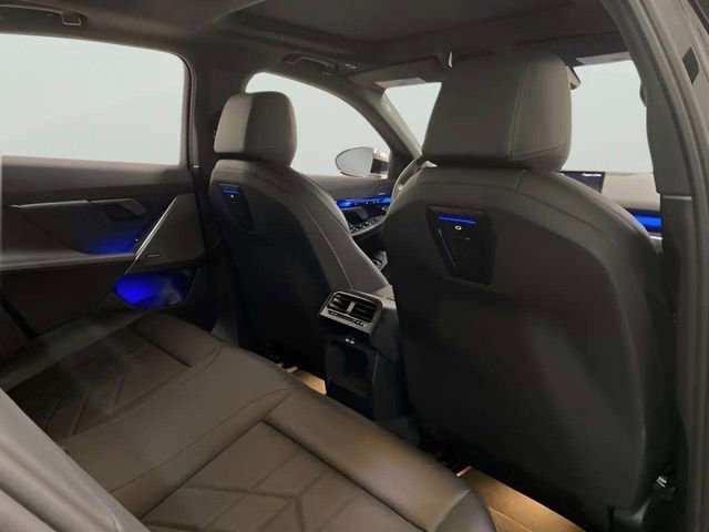 Used 2025 BMW i5 eDrive40i image 67