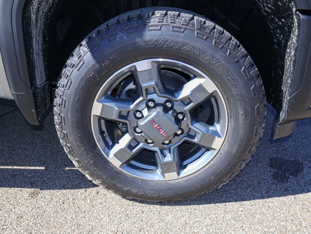 New 2026 GMC Sierra 2500 SLT w/ SLT Premium Package AWD/4WD image 33