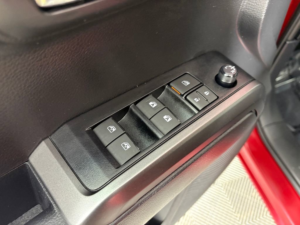 Used 2023 Toyota Tacoma TRD Off-Road w/ Technology Package AWD/4WD image 13
