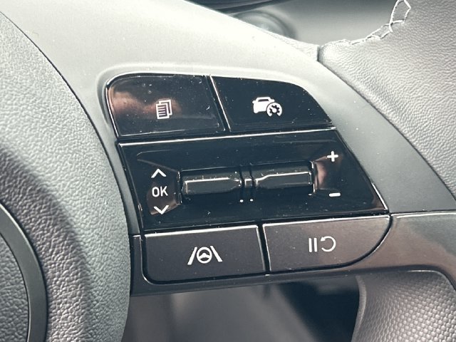 New 2026 Hyundai Elantra Sport FWD image 28