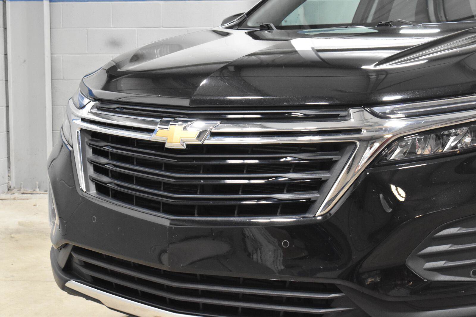 Used 2024 Chevrolet Equinox LT w/ LPO, Floor Liner Package FWD image 30