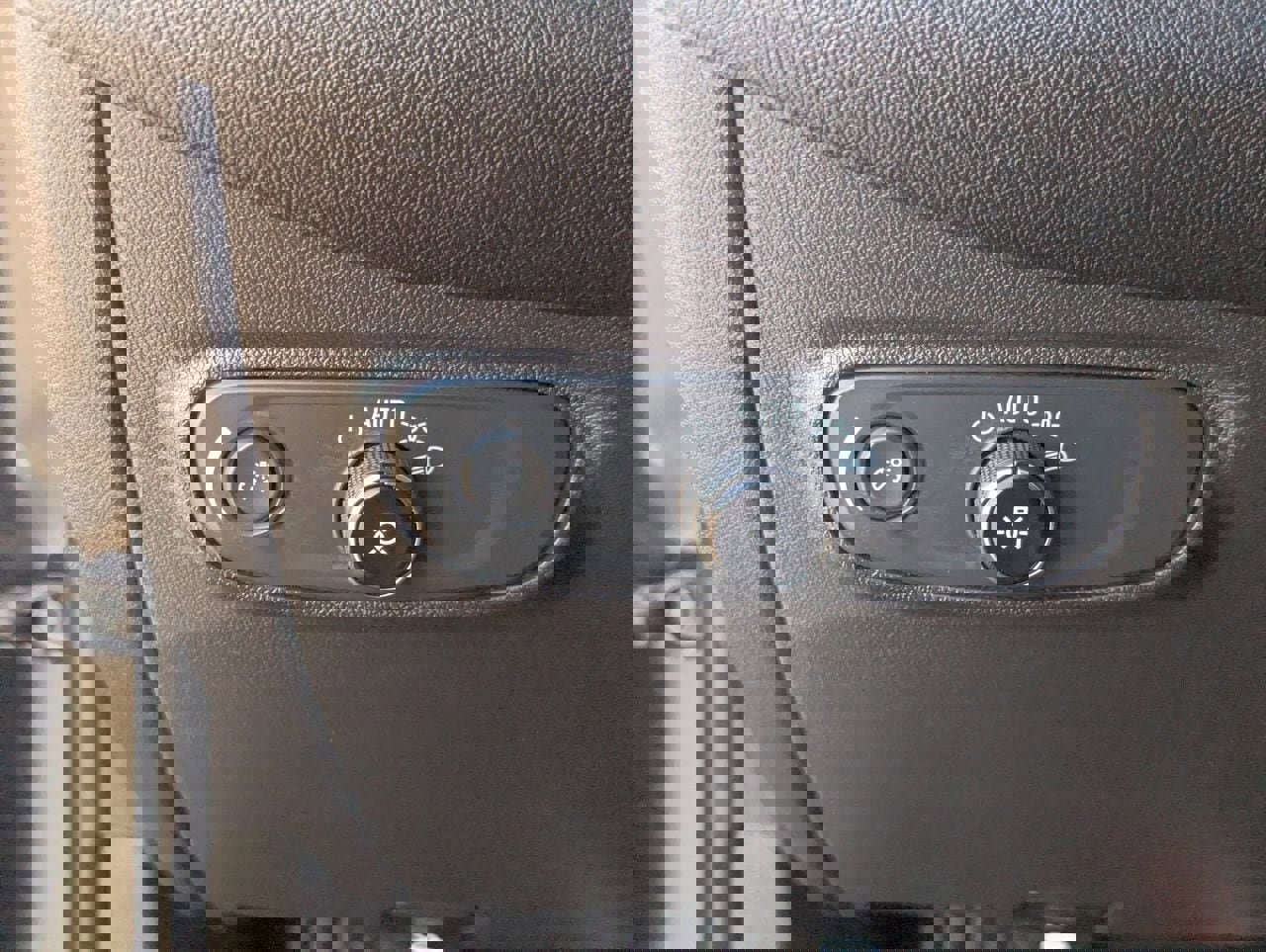 Used 2024 Chevrolet Equinox LT image 26