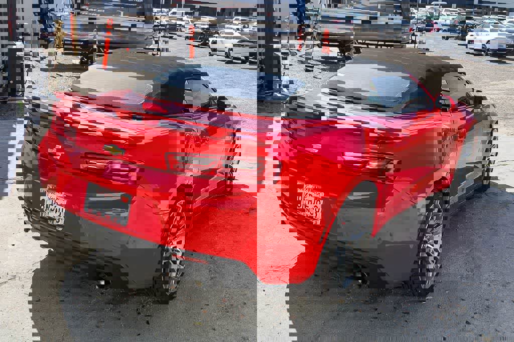 Used 2018 Chevrolet Camaro LT w/ RS Package image 9