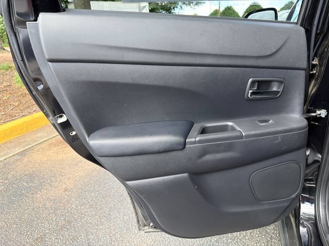 Used 2017 Mitsubishi Outlander Sport SEL FWD image 21