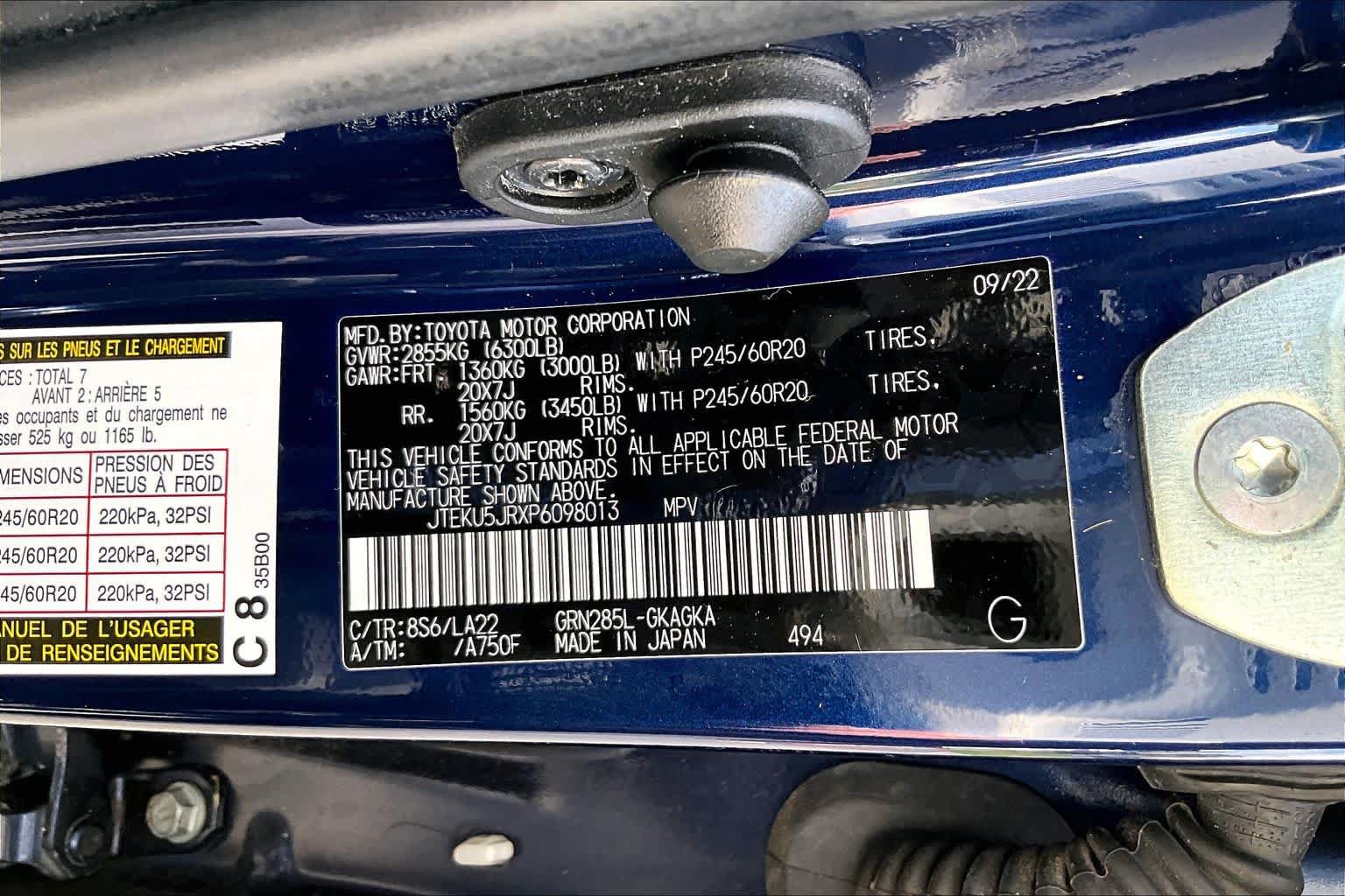 Used 2023 Toyota 4Runner Limited AWD/4WD image 37