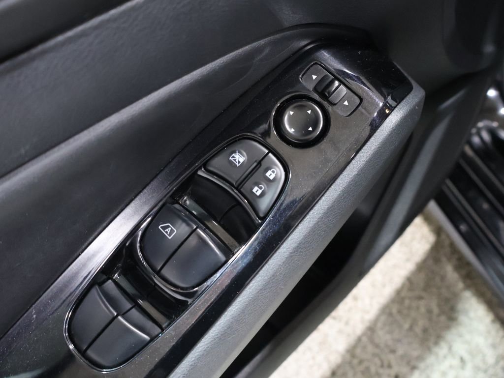 Used 2023 Nissan Altima 2.5 SV image 14