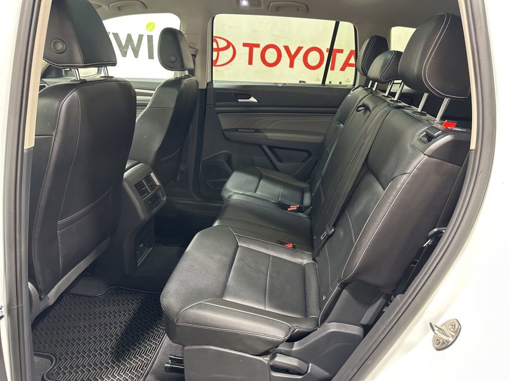 Used 2023 Volkswagen Atlas SE AWD/4WD image 18