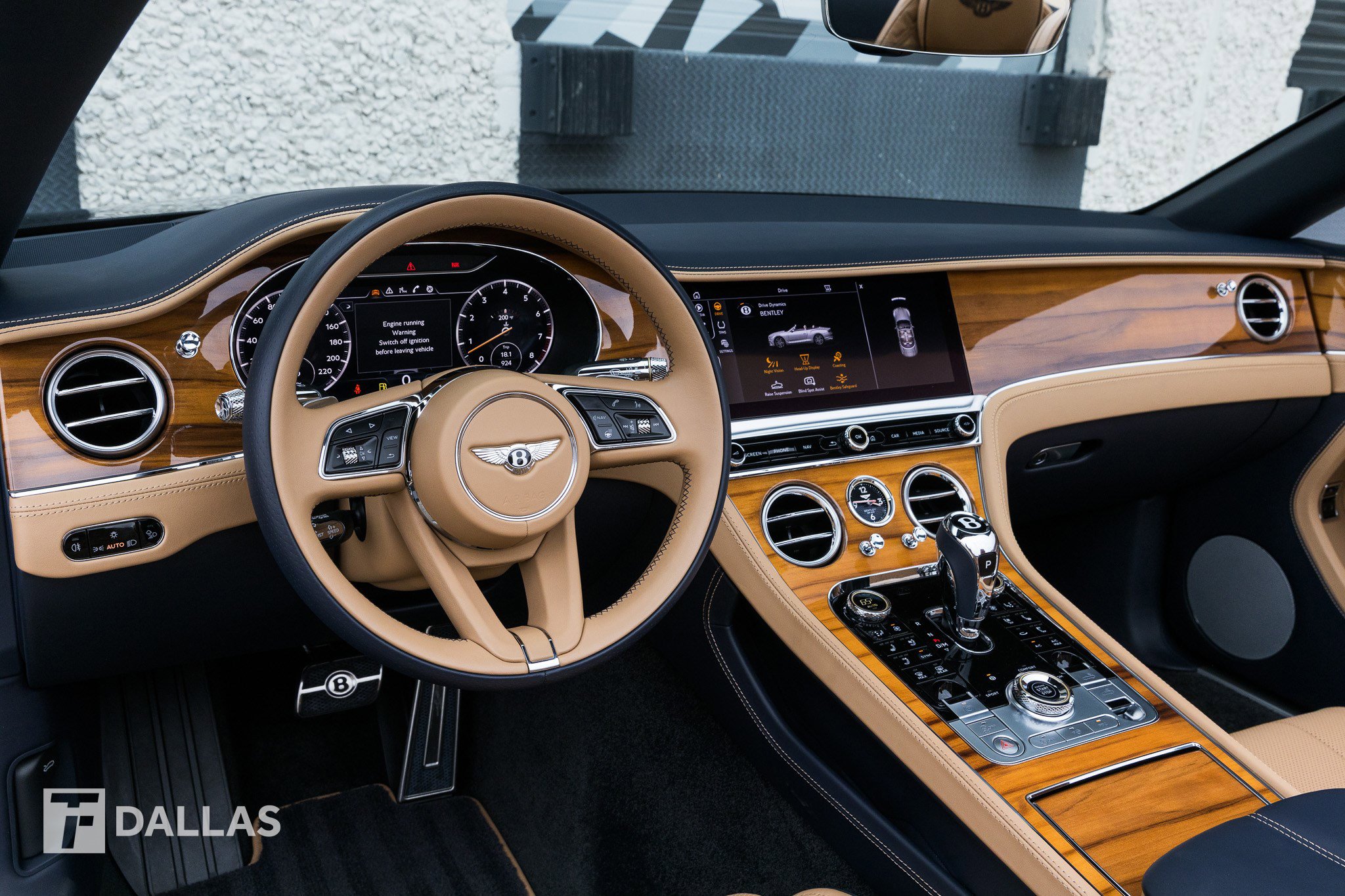 Used 2021 Bentley Continental GT image 25