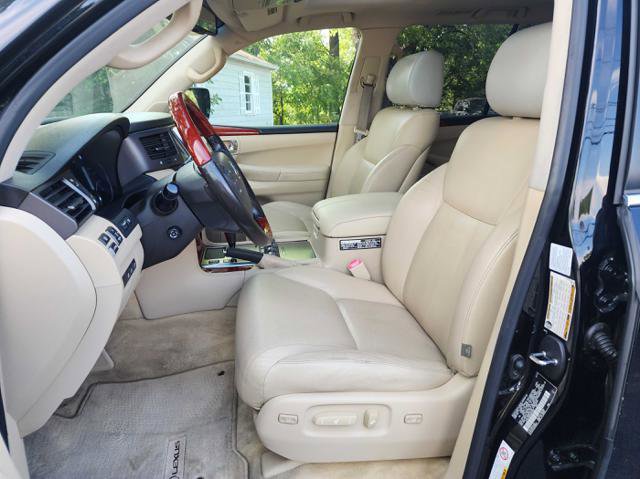 Used 2010 Lexus LX 570 4WD image 11