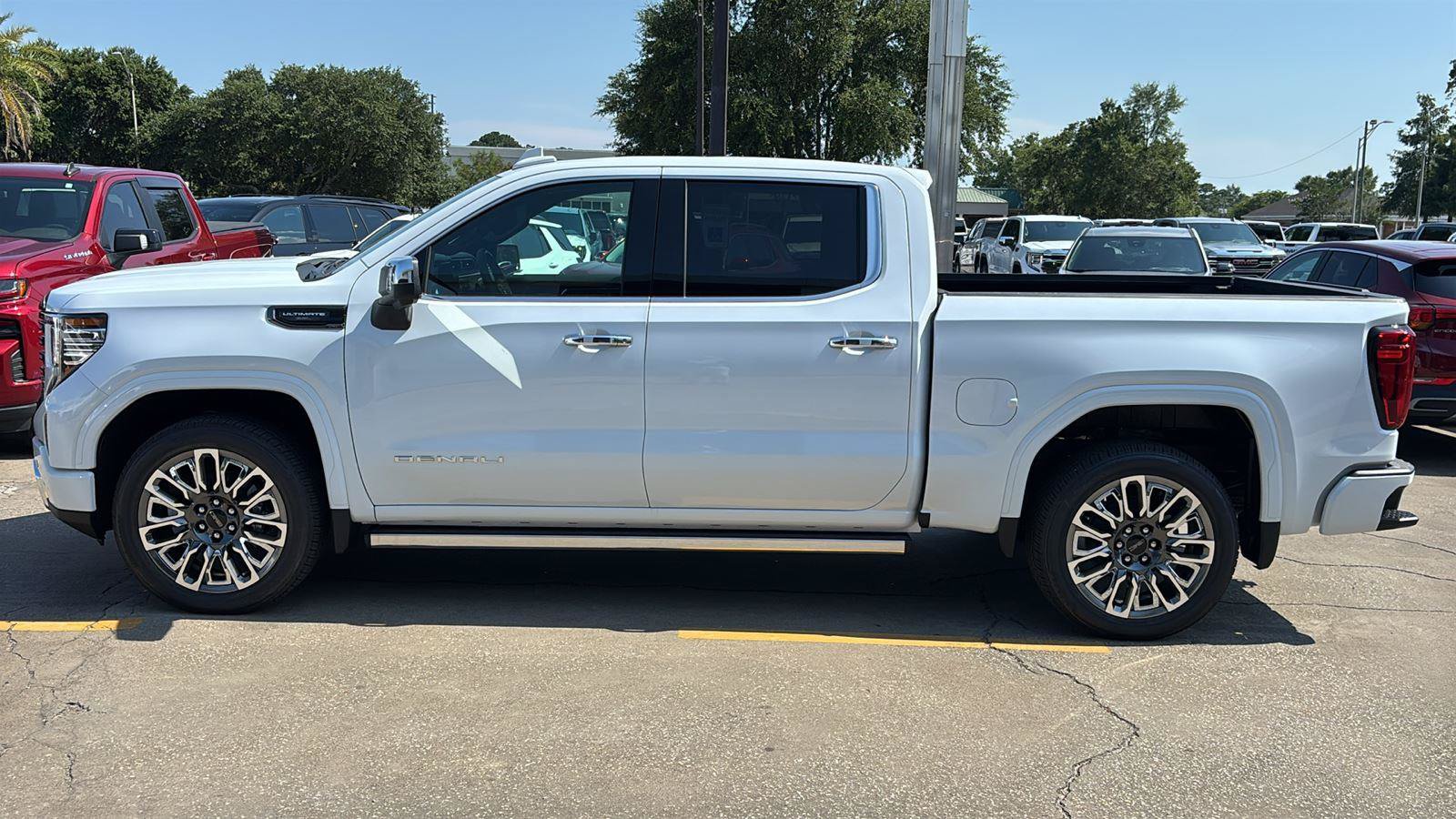 New 2026 GMC Sierra 1500 Denali Ultimate AWD/4WD image 4