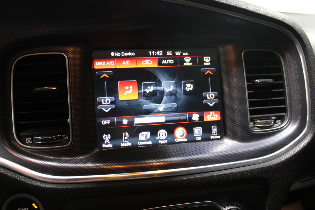 Used 2016 Dodge Charger R/T RWD image 50