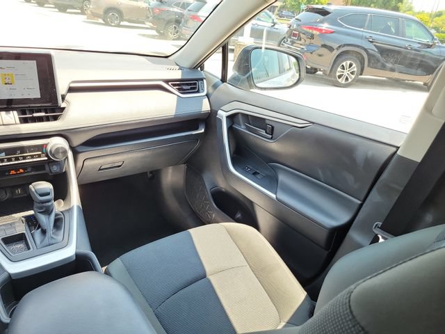 Used 2025 Toyota RAV4 LE FWD image 16
