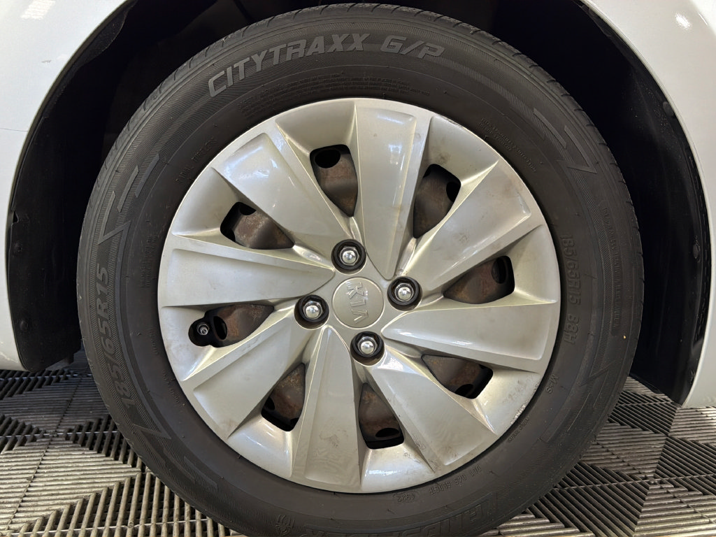 Used 2020 Kia Rio S FWD image 35