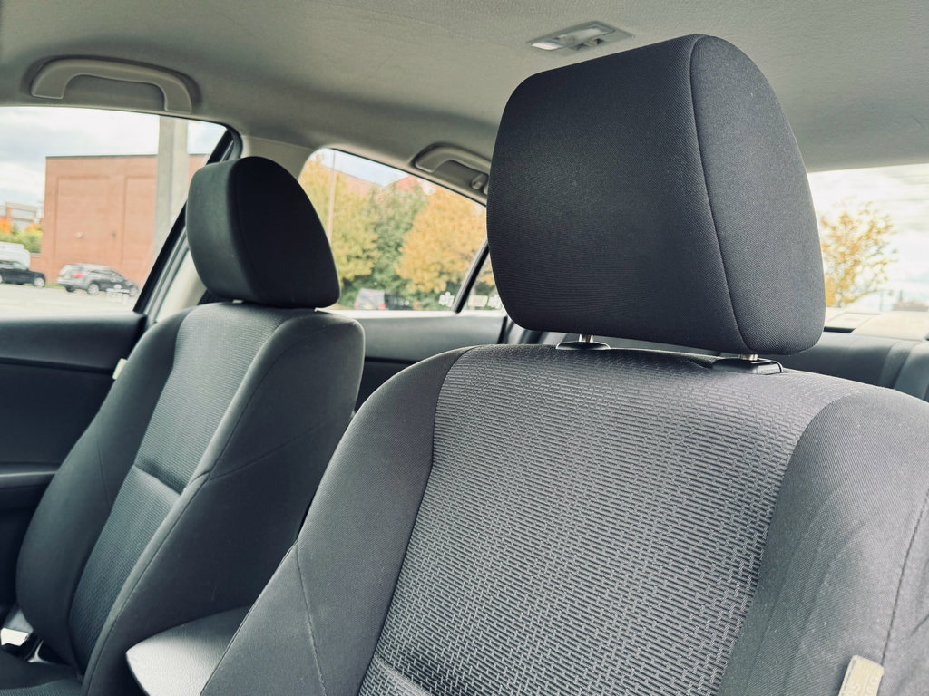 Used 2010 MAZDA MAZDA3 i Touring image 10