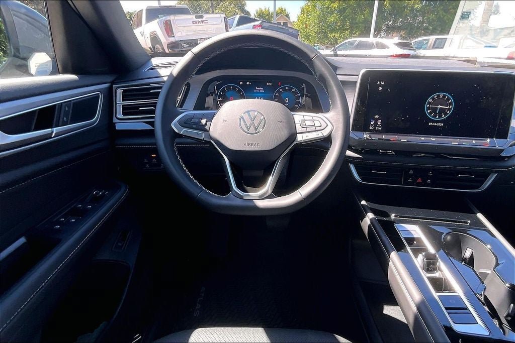 New 2026 Volkswagen Atlas Cross Sport SE AWD/4WD image 4