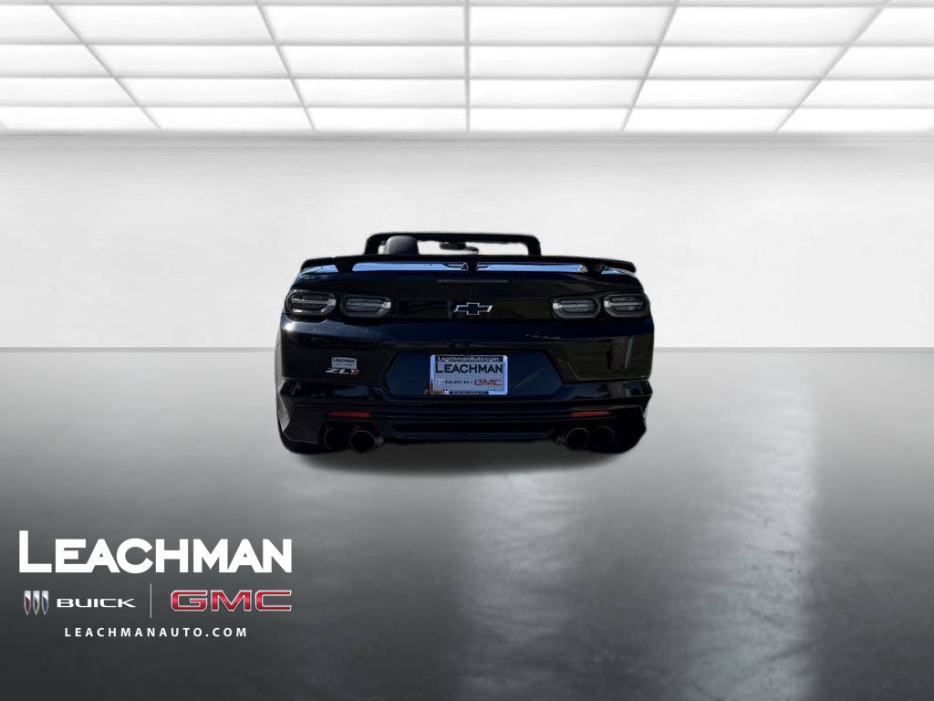 Used 2021 Chevrolet Camaro ZL1 RWD image 5