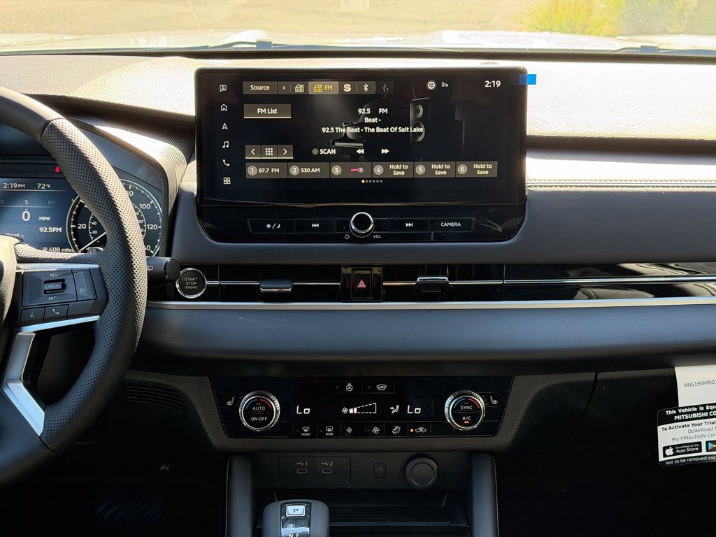 New 2026 Mitsubishi Outlander LE AWD/4WD image 16