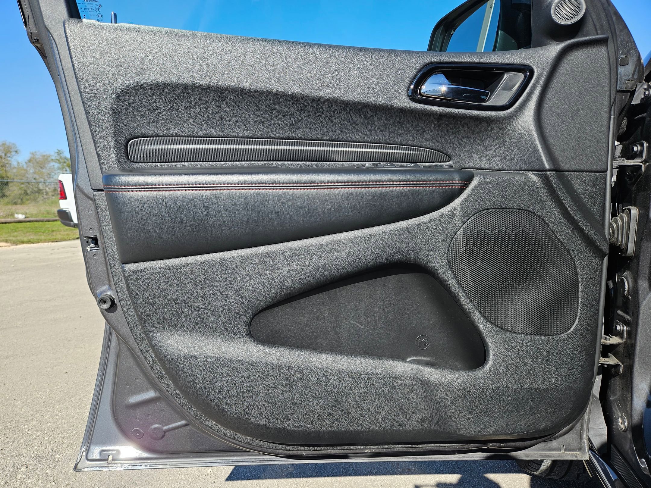 Certified 2023 Dodge Durango GT image 11