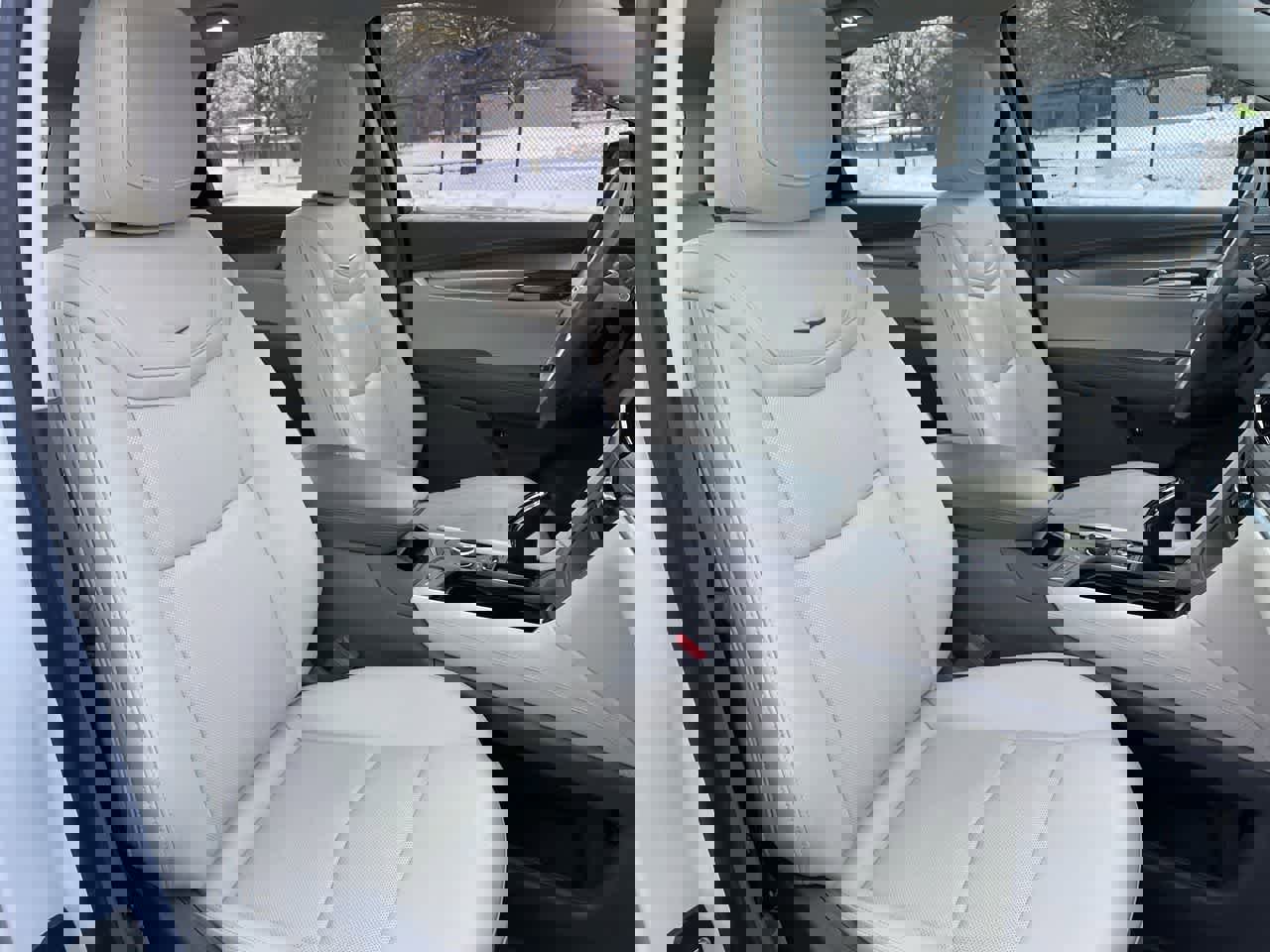 Certified 2023 Cadillac XT5 Premium Luxury w/ LPO, Floor Liner Package image 14