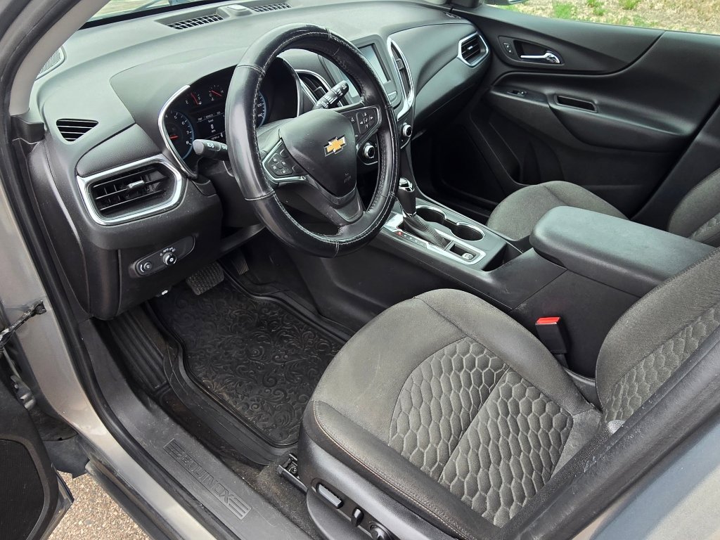 Used 2018 Chevrolet Equinox LT image 25