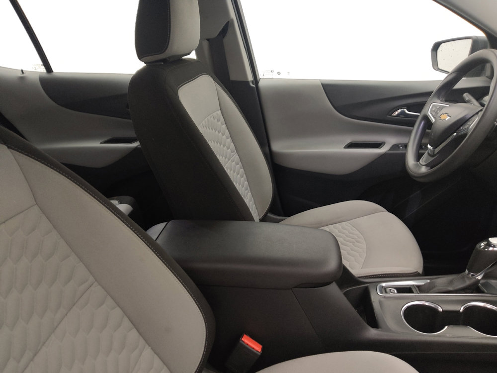 Used 2019 Chevrolet Equinox LS image 21