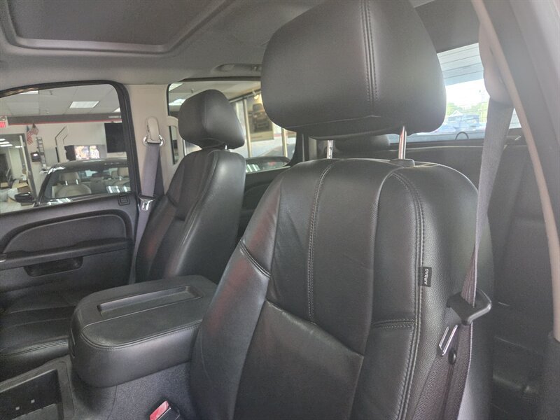Used 2012 Chevrolet Silverado 1500 LTZ AWD/4WD image 33