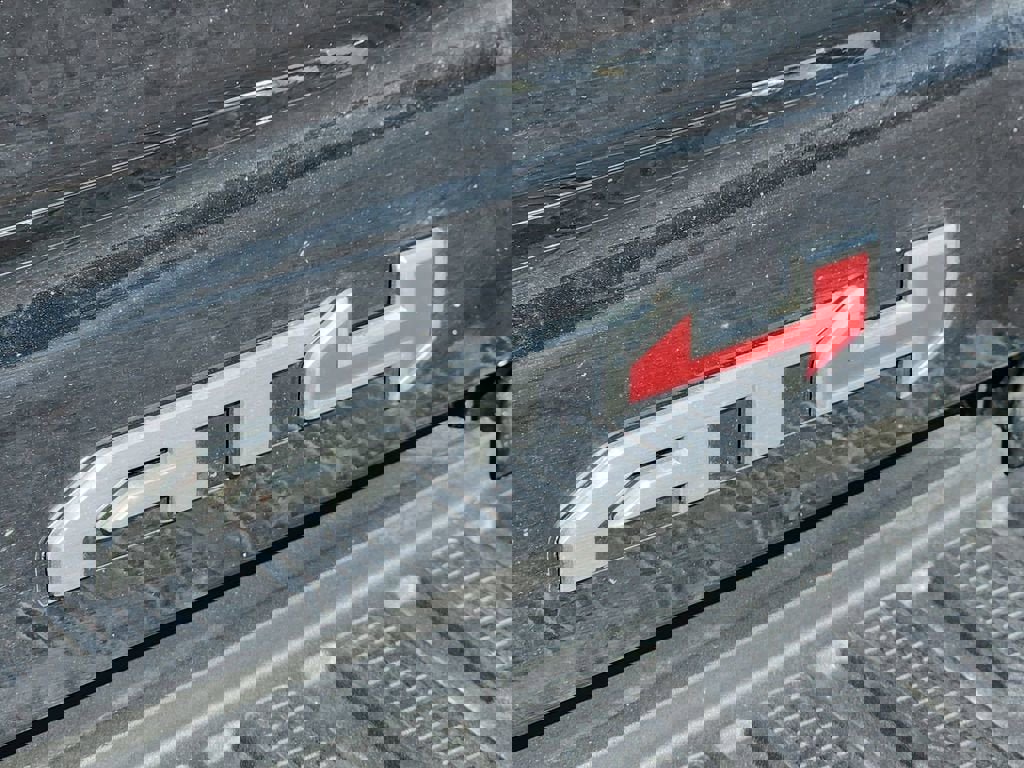 Used 2023 GMC Sierra 2500 AT4 w/ AT4 Premium Plus Package image 16