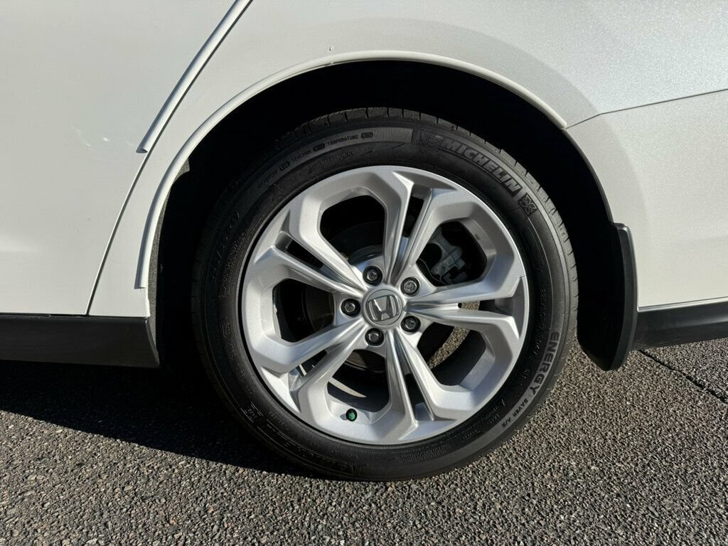 Used 2025 Honda Accord LX image 8
