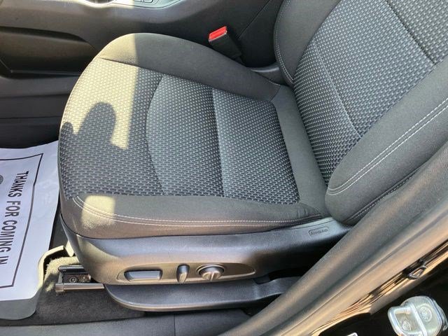 Used 2023 GMC Terrain SLE w/ Driver Convenience Package AWD/4WD image 12