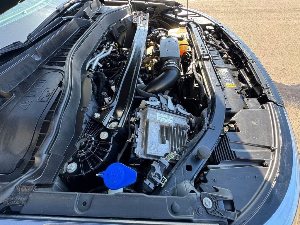 Used 2021 Ford Explorer ST w/ ST Street Pack image 25