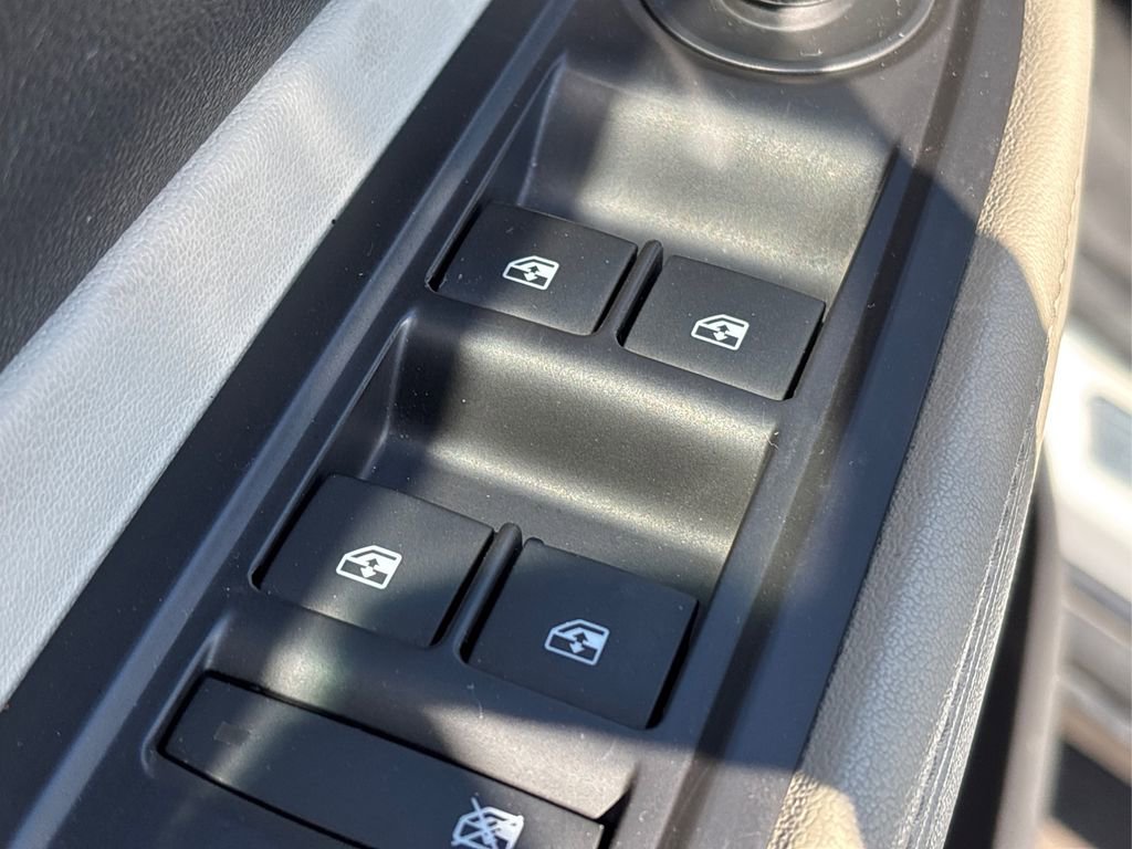 Used 2019 Buick Encore Preferred w/ Safety Package image 30