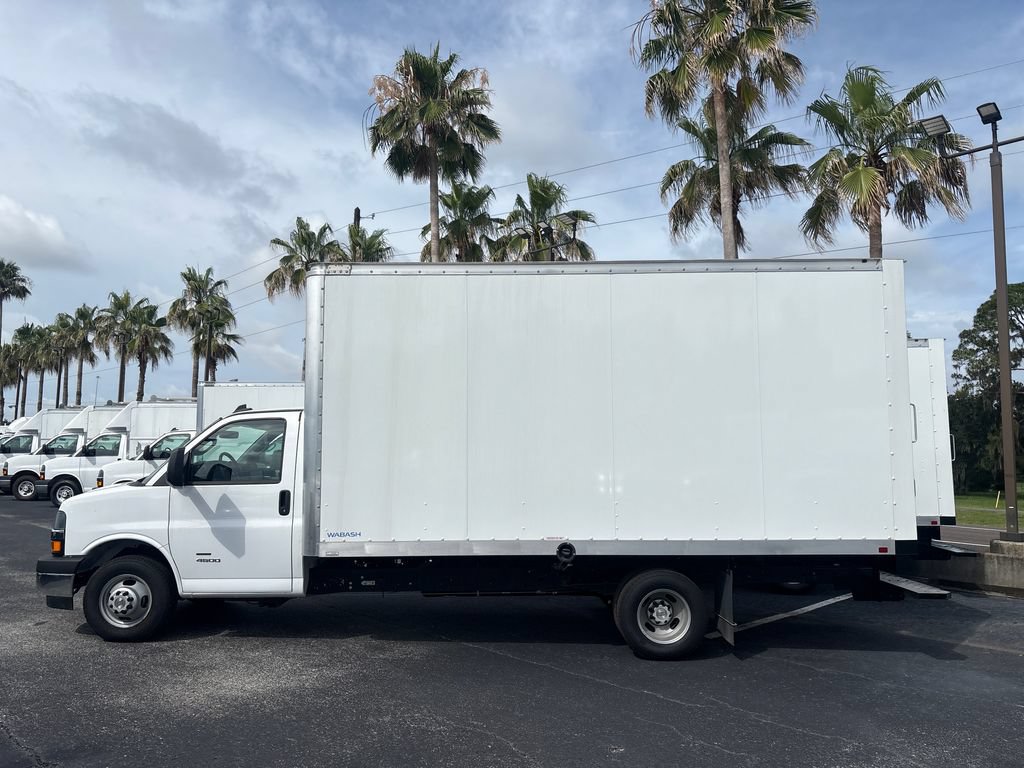 New 2025 Chevrolet Express 4500 Extended w/ Power Convenience Package RWD image 2