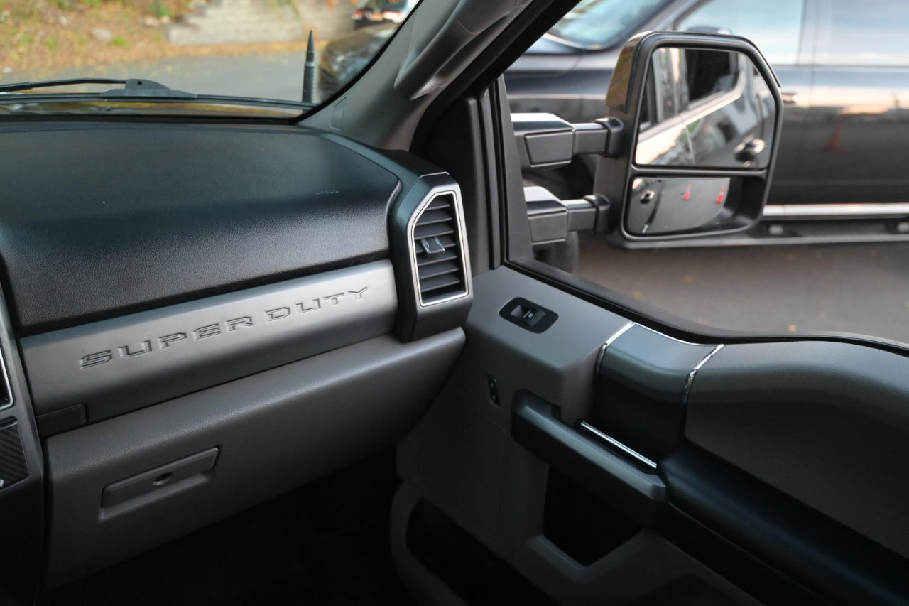 Used 2021 Ford F250 XLT w/ XLT Premium Package image 31