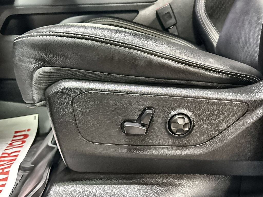 Used 2025 RAM 1500 RHO AWD/4WD image 13