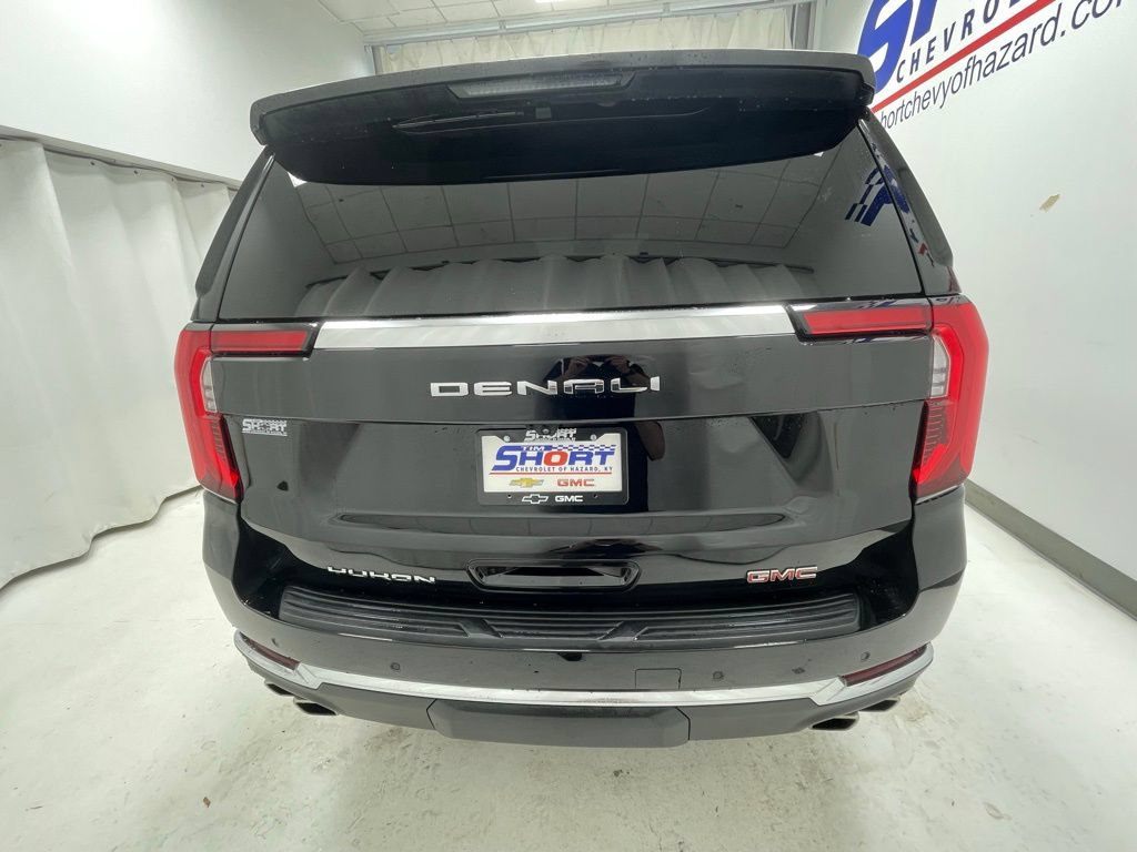 Used 2025 GMC Yukon Denali AWD/4WD image 5