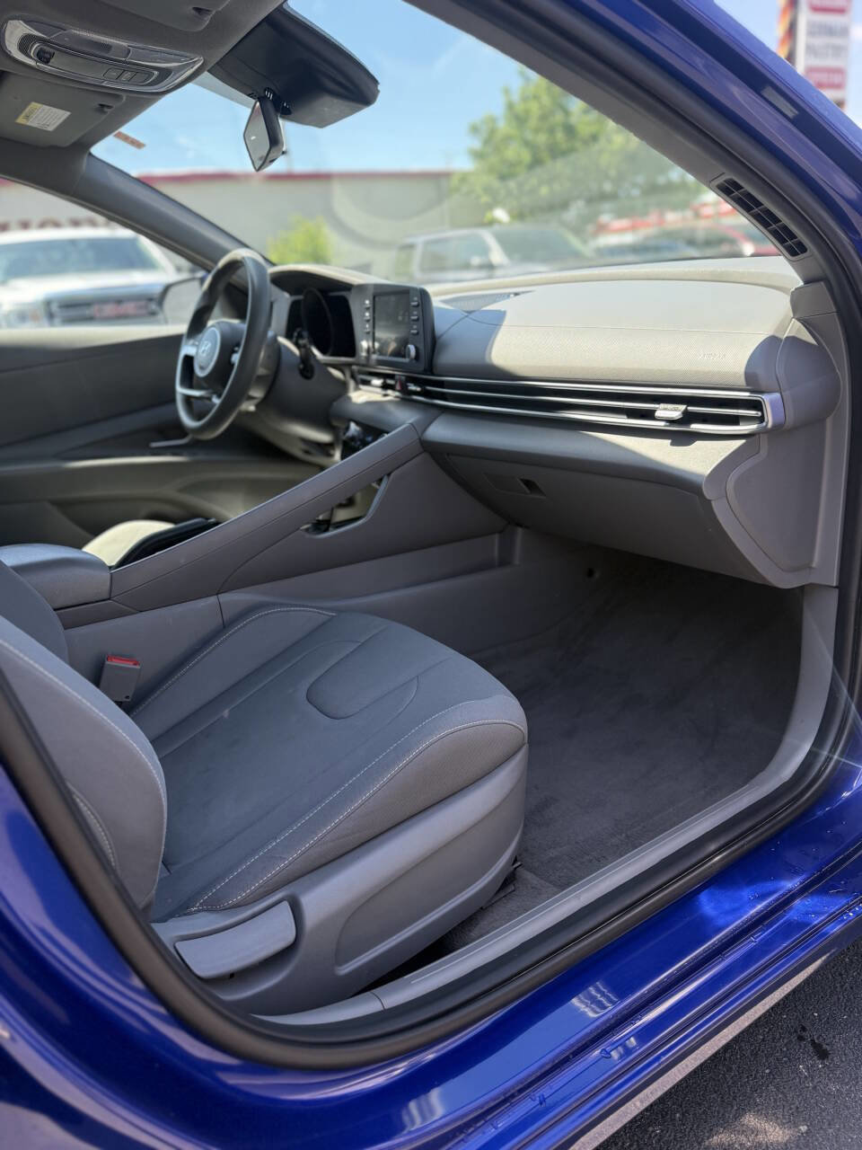 Used 2022 Hyundai Elantra SEL w/ Cargo Package FWD image 28