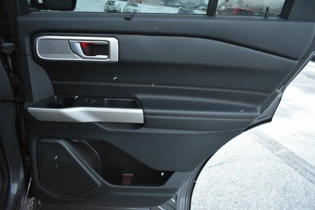 Used 2024 Ford Explorer Limited image 47