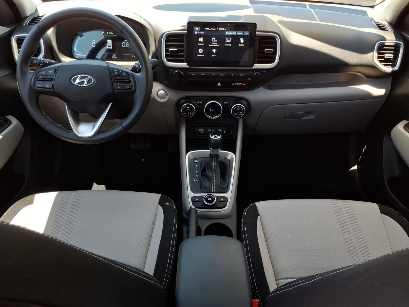 Certified 2026 Hyundai Venue SEL FWD image 15