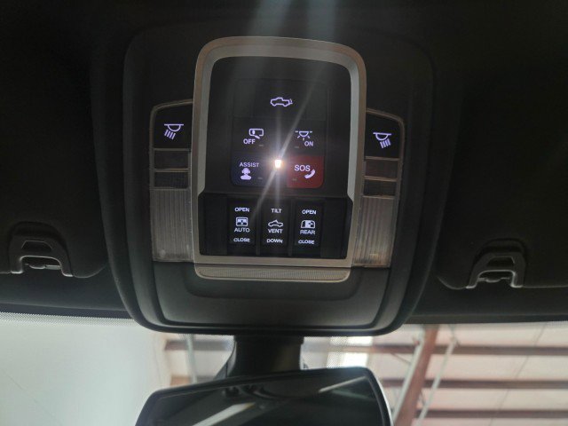 Used 2020 RAM 2500 Limited image 65