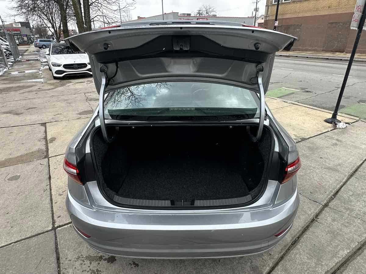 Used 2019 Volkswagen Jetta S image 22