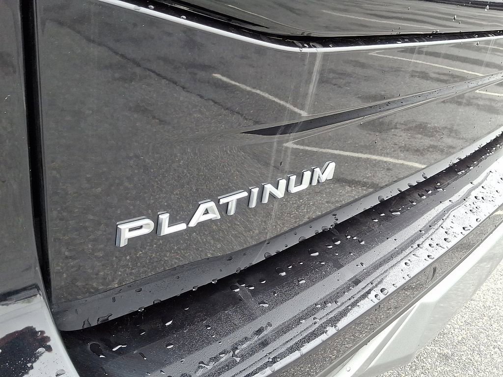 Certified 2025 Ford Expedition Max Platinum image 35