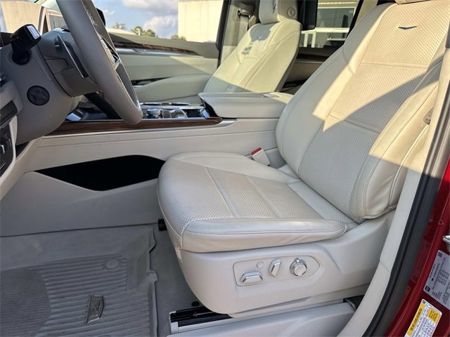 Certified 2025 Cadillac Escalade ESV Premium Luxury Platinum w/ LPO, Radiant Package image 22