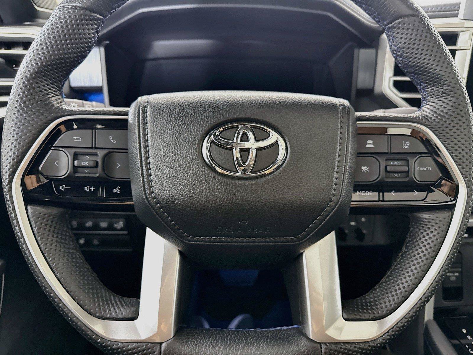Used 2024 Toyota Tundra Platinum AWD/4WD image 17