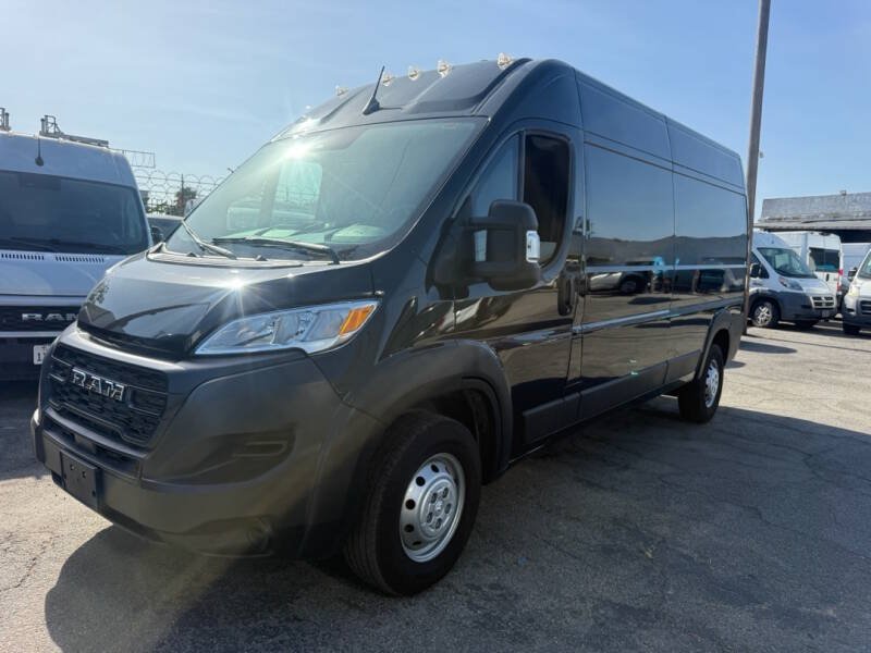 Used 2023 RAM ProMaster 2500 FWD image 3