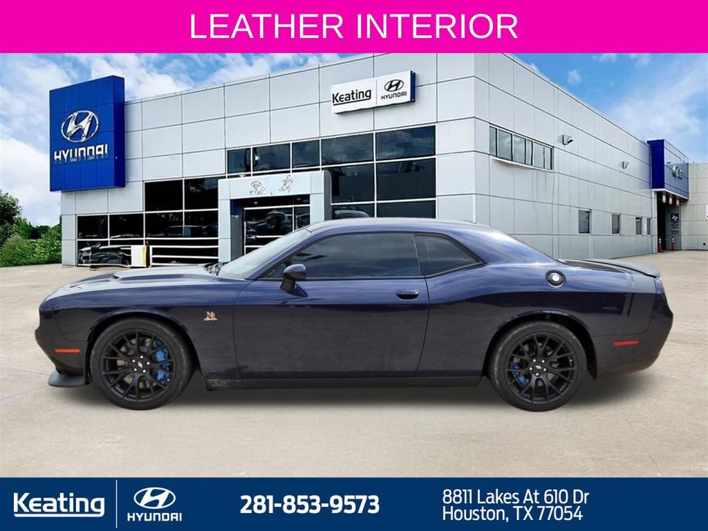 Used 2017 Dodge Challenger R/T Scat Pack w/ Dynamics Package RWD image 8