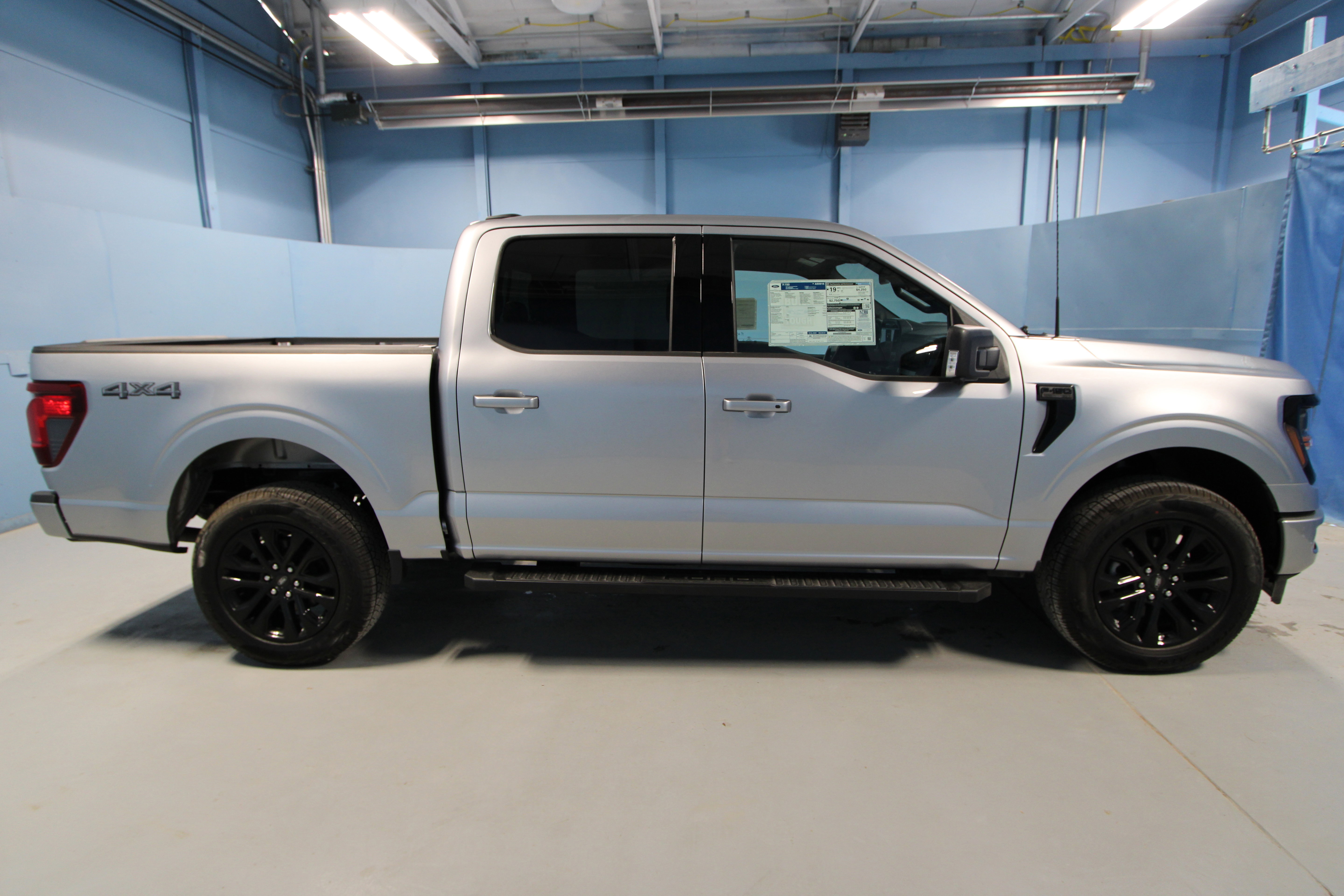 New 2025 Ford F150 XLT w/ Equipment Group 303A High image 34