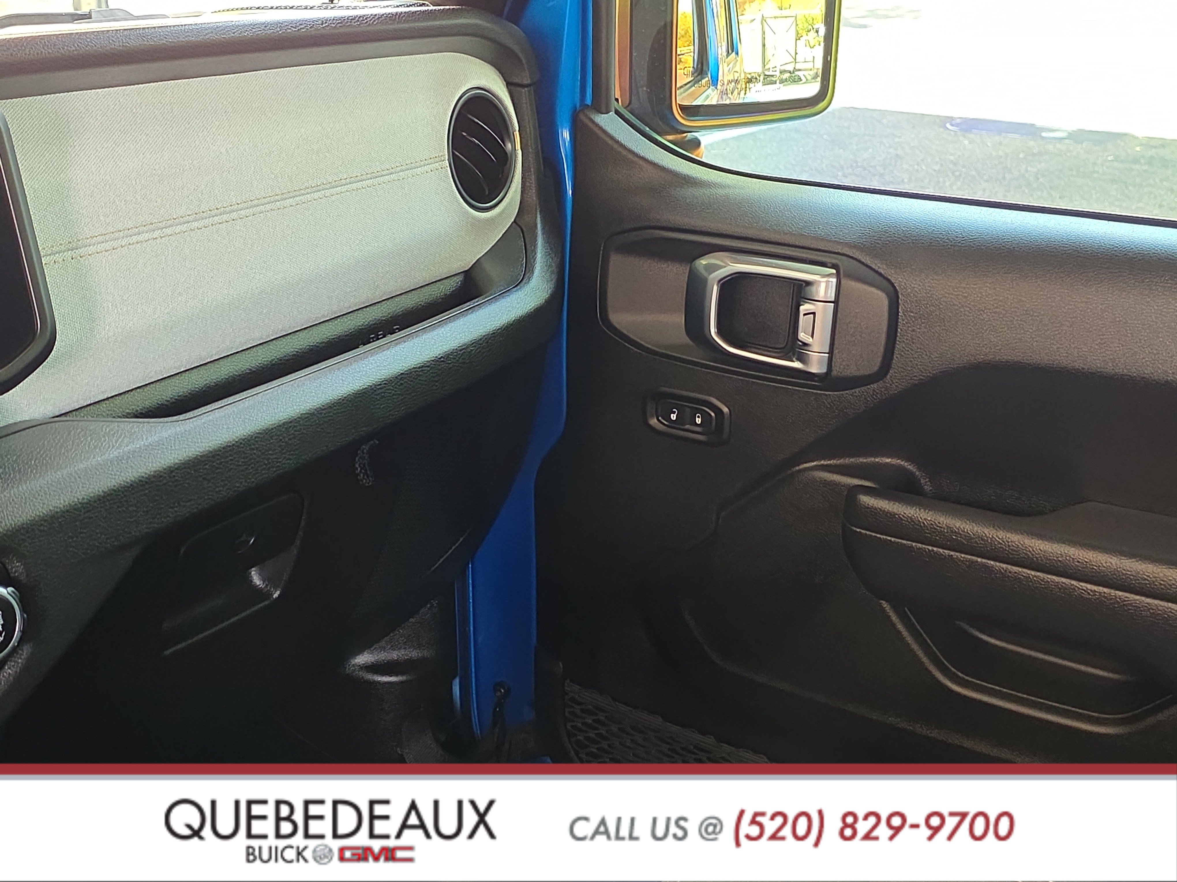 Used 2025 Jeep Wrangler Unlimited Sport AWD/4WD image 24