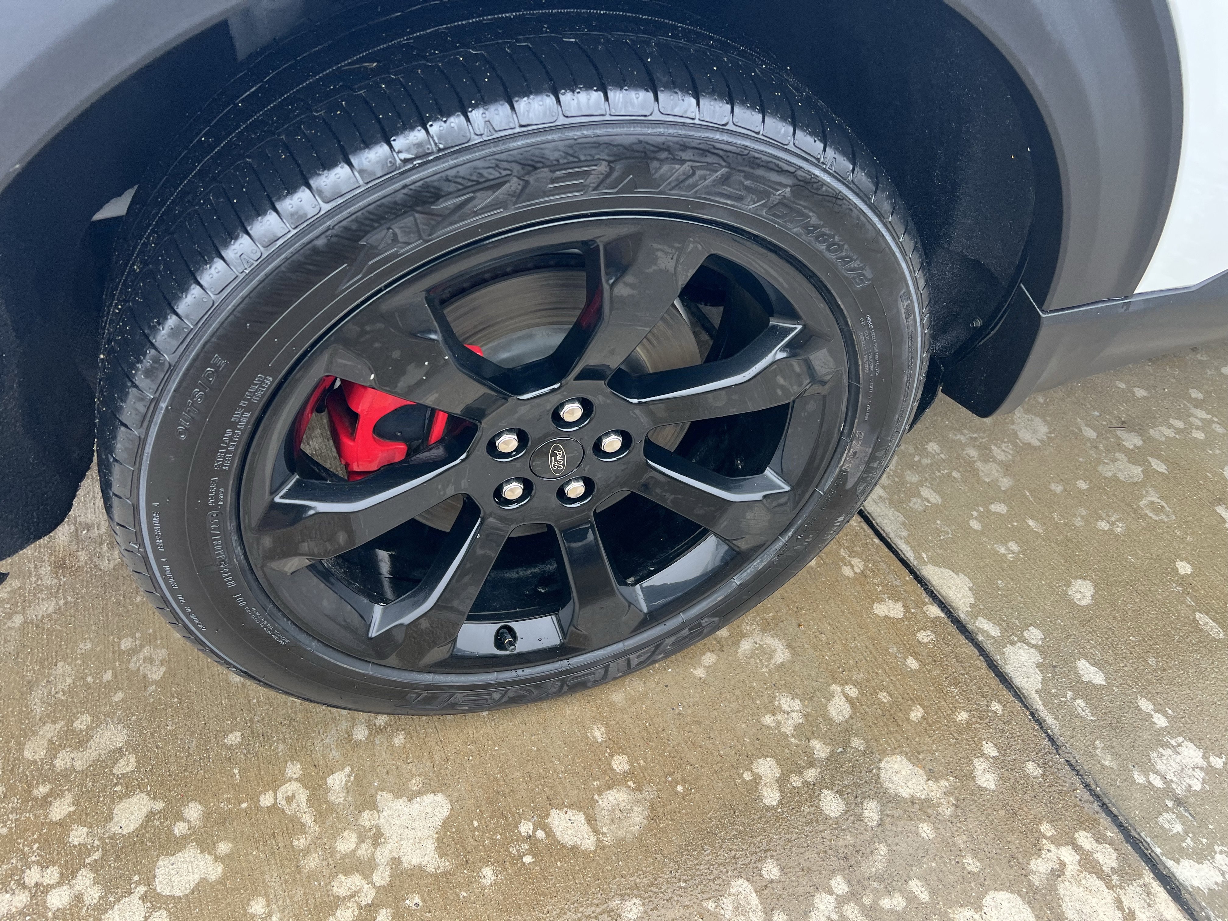 Used 2020 Ford Explorer ST w/ ST Street Pack image 8